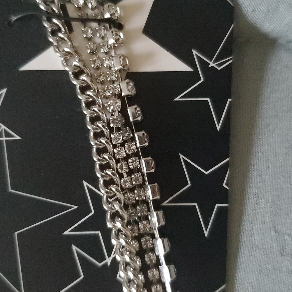 *As-is* *NWT* Hot Topic's Social Collision Star Chain Choker - Picture 5 of 16